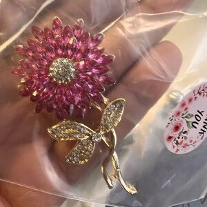 Gold-Tone Pink Crystal Floral Brooch - Elegant Women's Jewelry